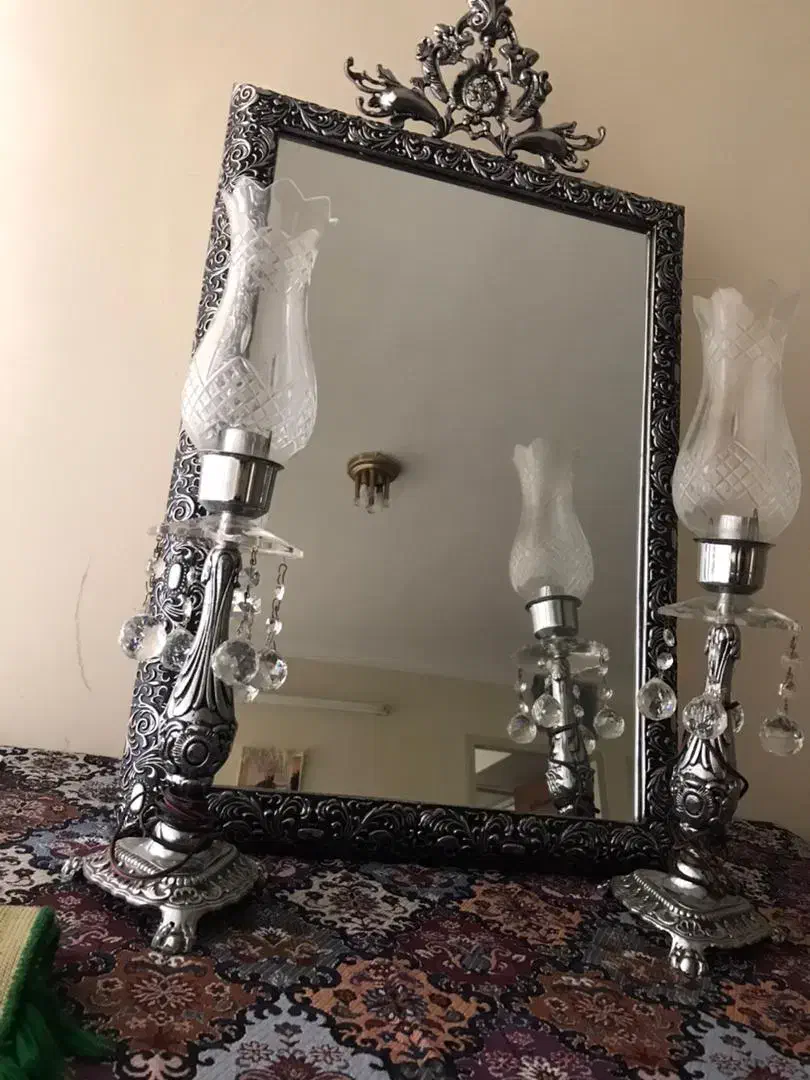 آینه و شمعدان نو|آینه|ساوه, |دیوار