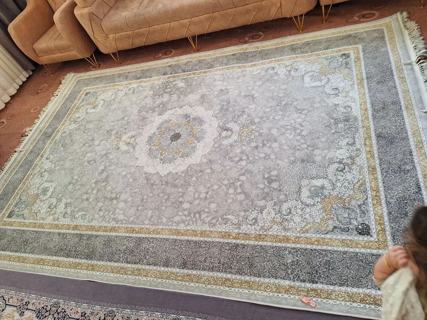 جفت ۶ متری ۱۲۰۰ شانه|فرش|تبریز, |دیوار