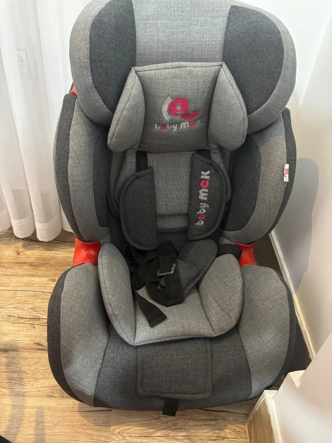 صندلی خودرو کودک بی بی مک زویه|تخت و صندلی بچه|ساری, |دیوار