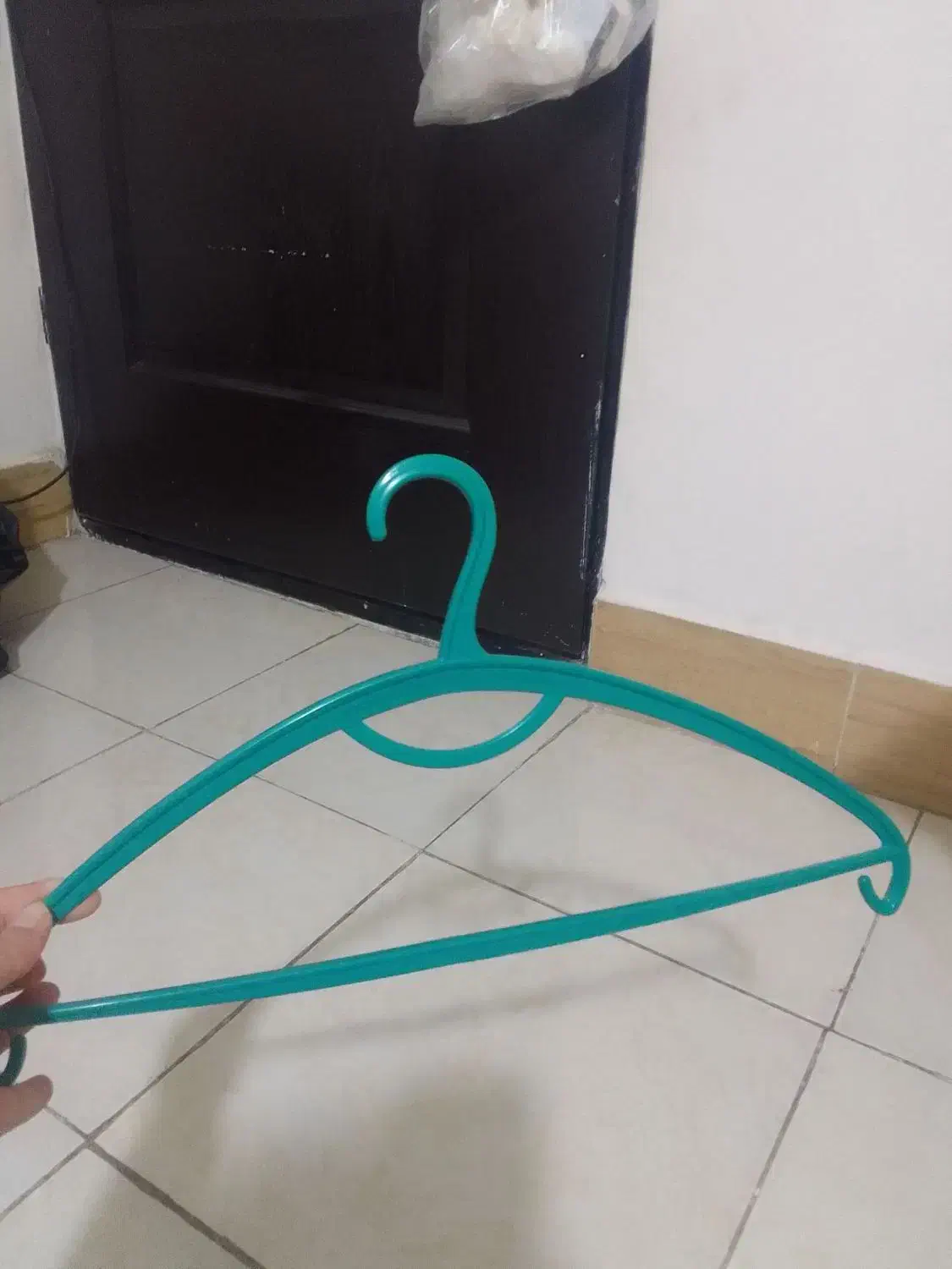 چوب لباسی نو|بندرخت و رختآویز|ورامین, ورامین|دیوار