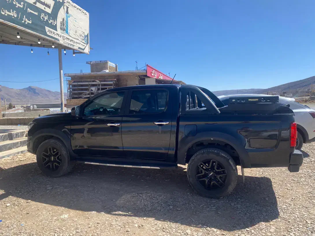 کی ام سی t8|خودرو سواری و وانت|شیراز, عادل آباد|دیوار