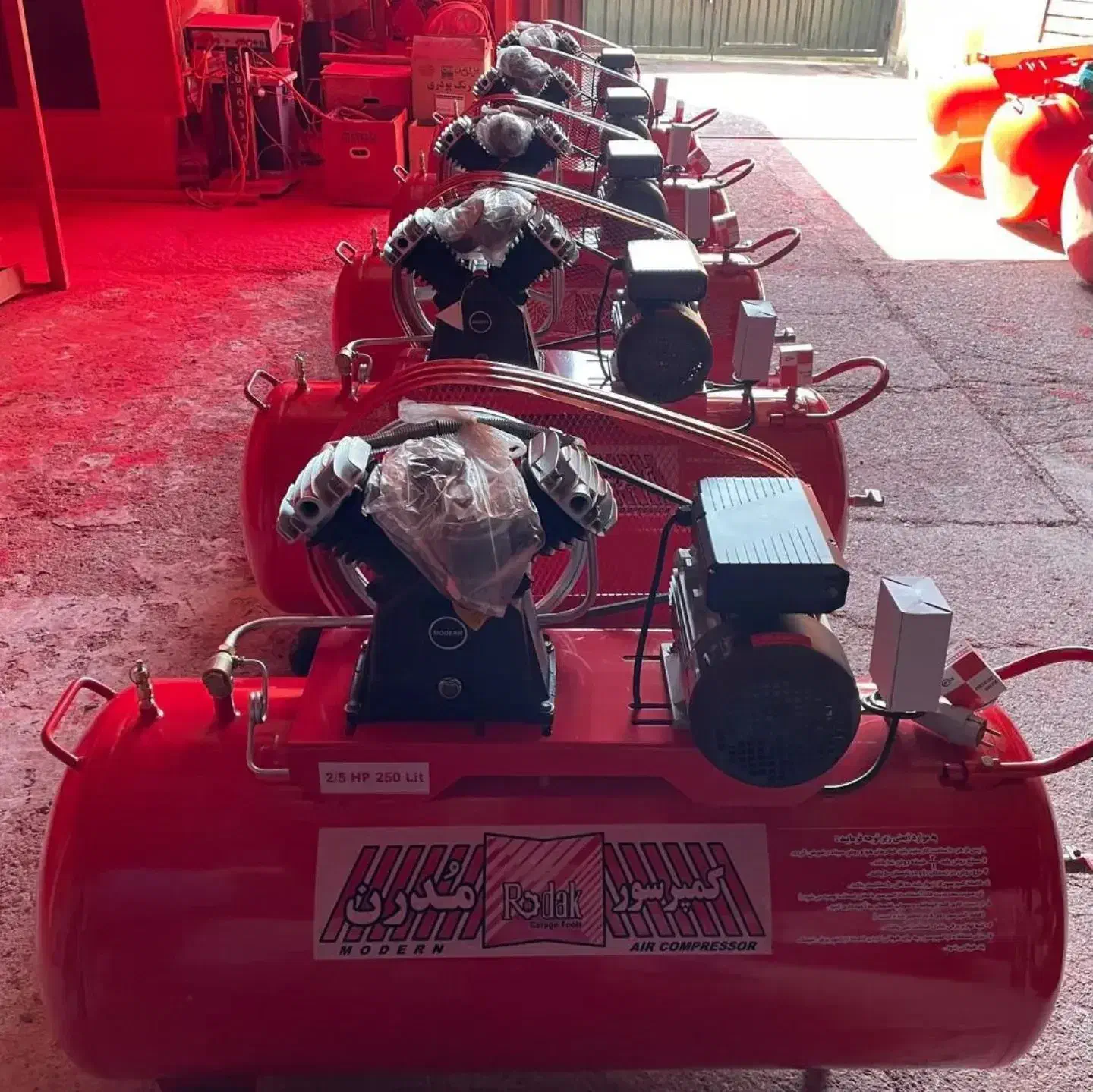 پمپ باد کمپرسورباد ایستاده وخوابیده|فروشگاه و مغازه|بابلسر, |دیوار