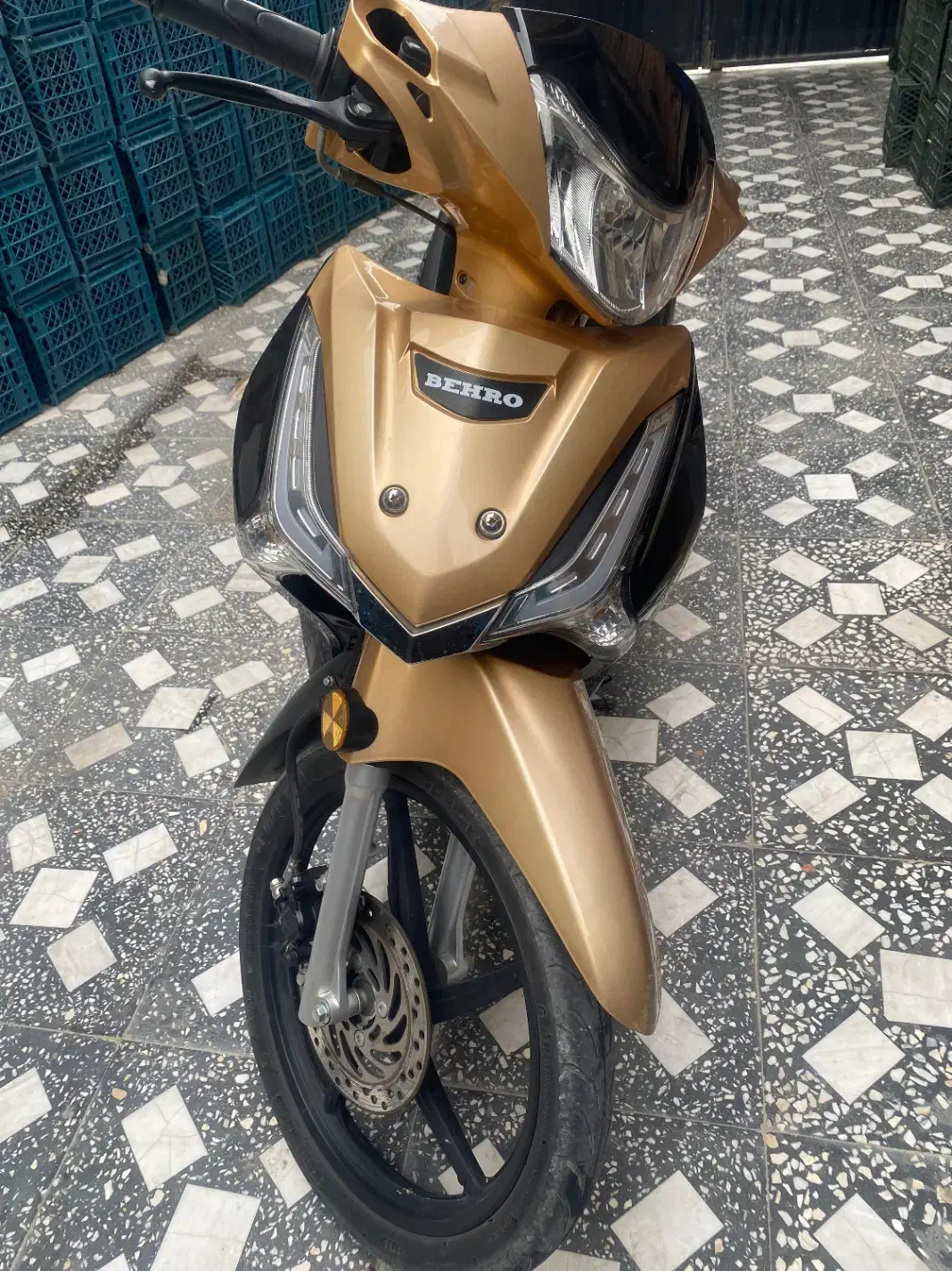 ویو بهرو درحد|موتورسیکلت|بهشهر, |دیوار