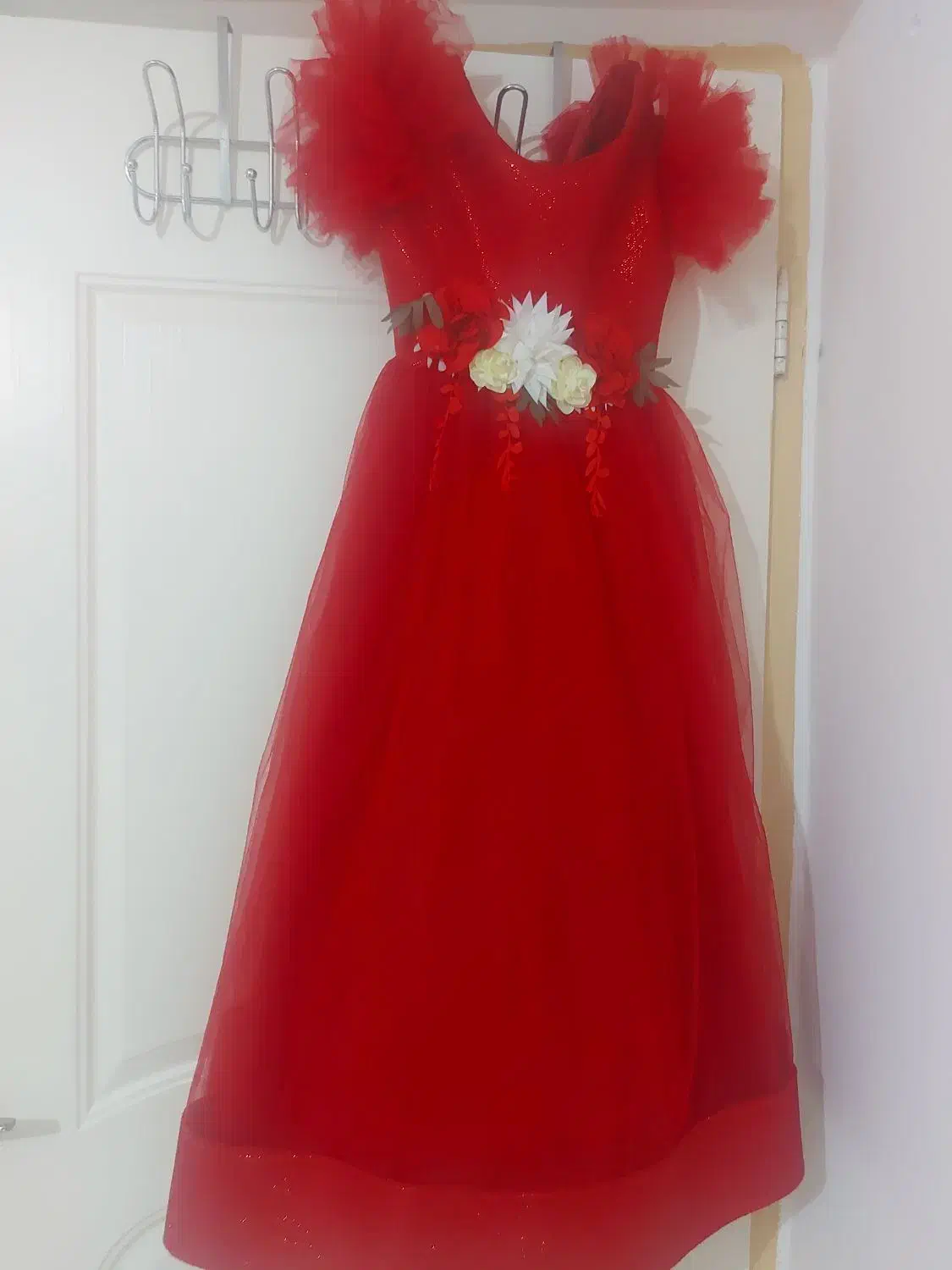 لباس عروس قرمز بچگانه مناسب سن ۸ سال تا ۹ سال|لباس|سنندج, |دیوار