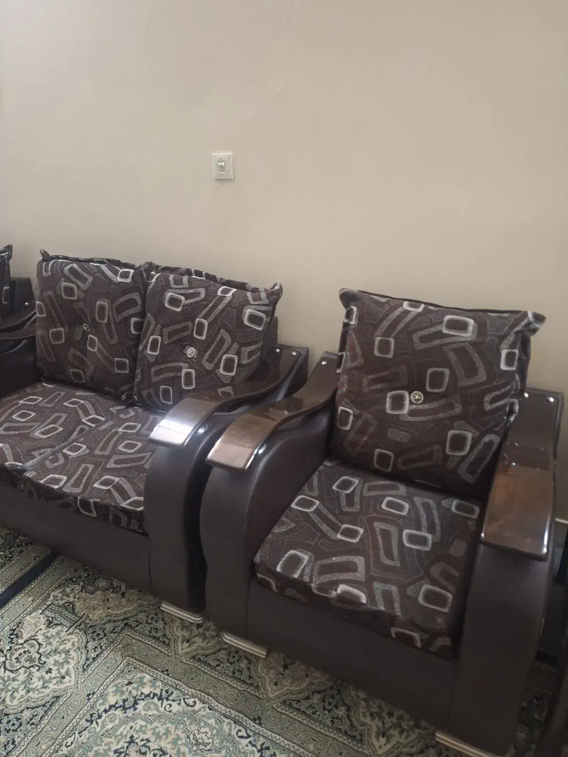 مبل ۷ نفره|مبلمان خانگی و میز عسلی|تهران, تهران‌نو|دیوار
