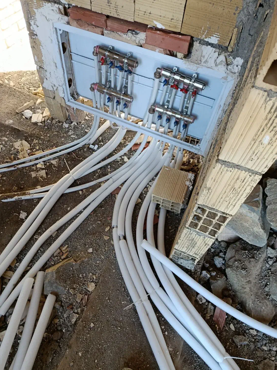 لوله بازکنی ولوله‌بازکنی|خدمات پیشه و مهارت|گرمی, |دیوار