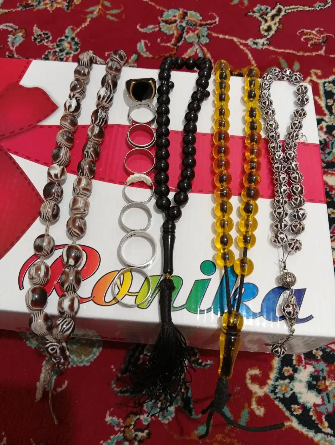 تسبیح قدیمی|بدلیجات|شیراز, نصر|دیوار