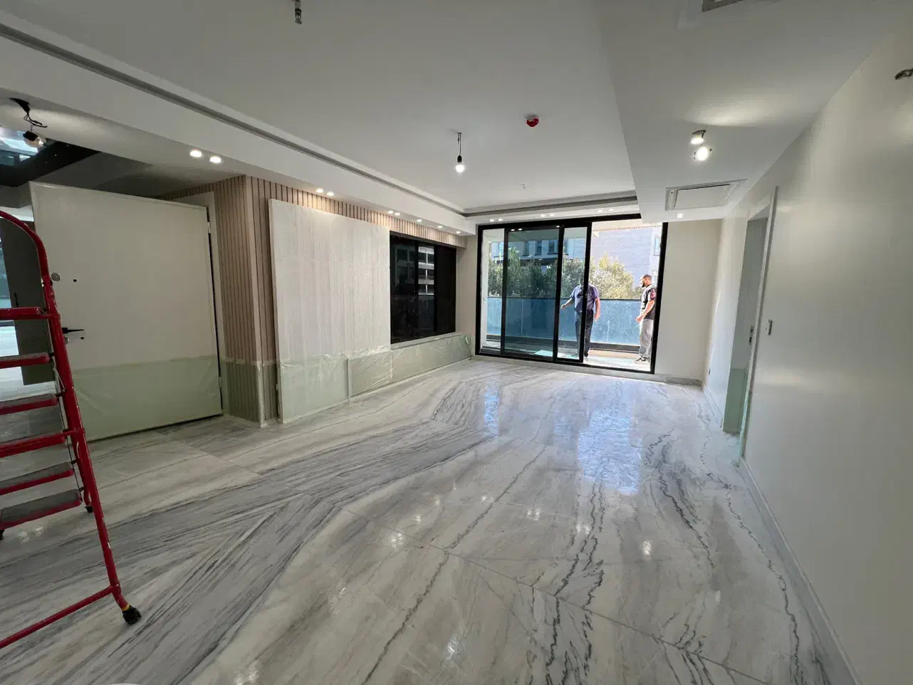 اپارتمان تک واحد شرایط اقساط|فروش آپارتمان|اصفهان, باغ دریاچه|دیوار