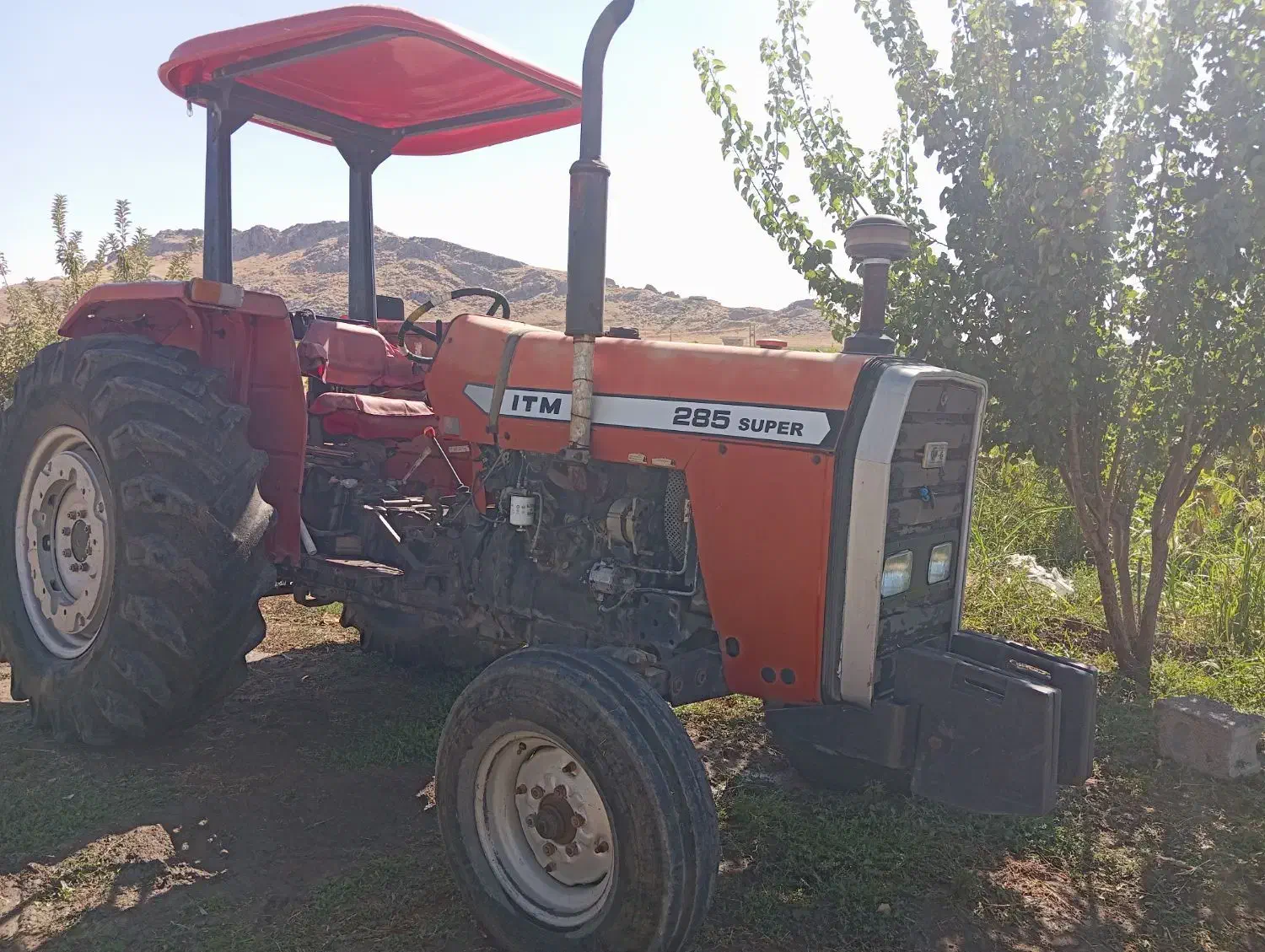 تراکتور۲۸۵مدل ۸۴|خودرو سنگین|کرمانشاه, |دیوار