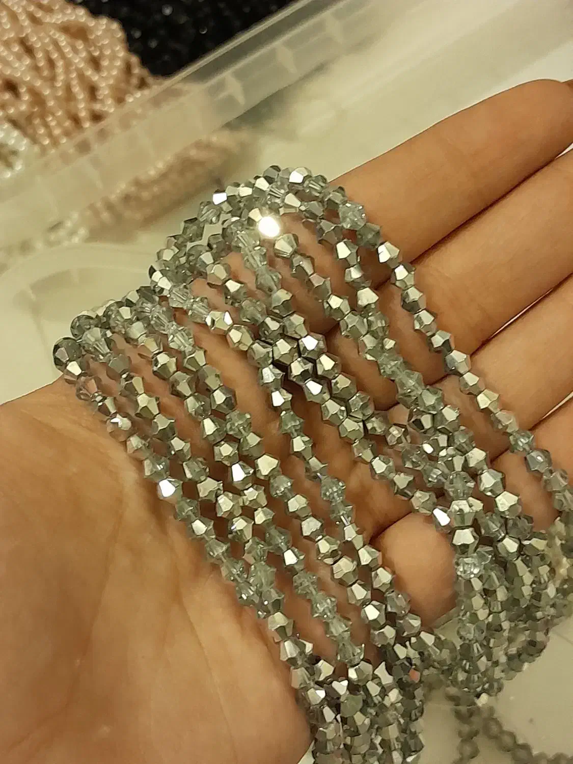 فروش انواع مروارید و منجوق و سنگ با قیمت عمده|عمده‌فروشی|قرچک, مهدیه|دیوار