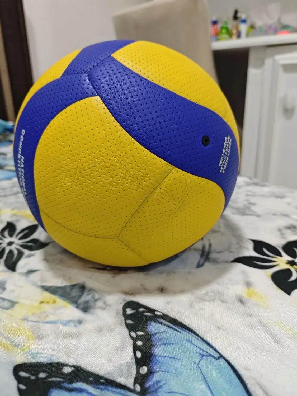 توپ والیبال مولدن|ورزشهای توپی|کیاشهر, |دیوار