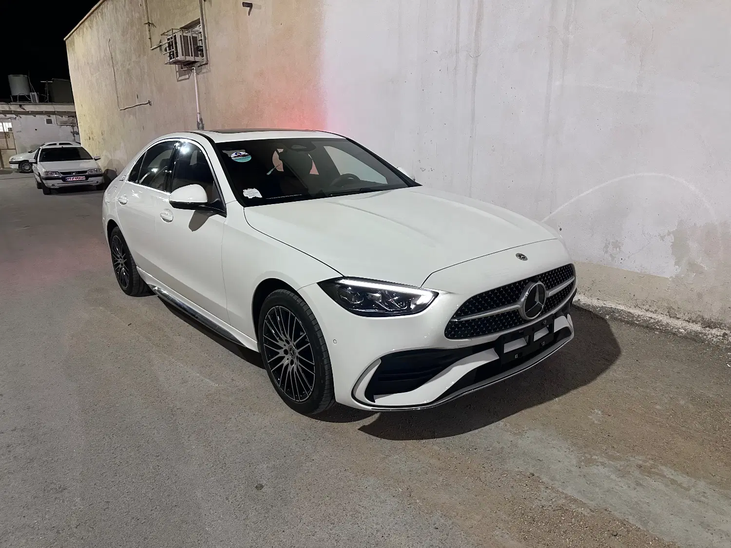بنزC200 L. 2025|خودرو سواری و وانت|شیراز, ارم|دیوار
