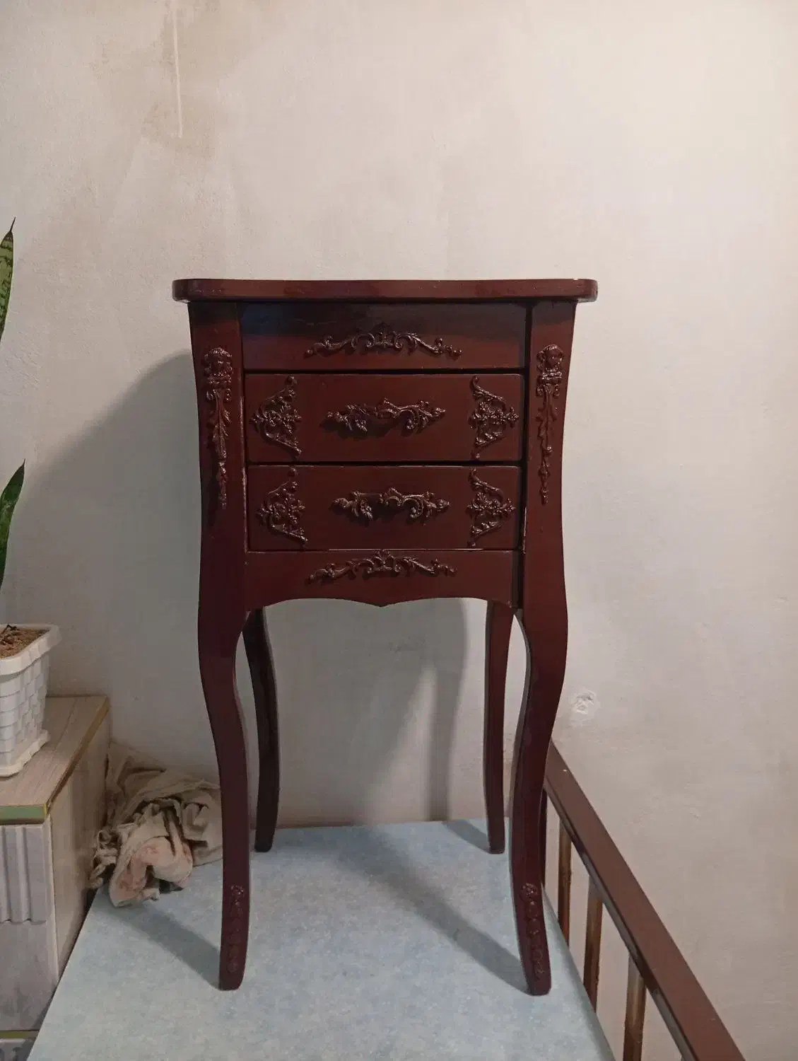 میز|میز تلفن|بروجرد, |دیوار