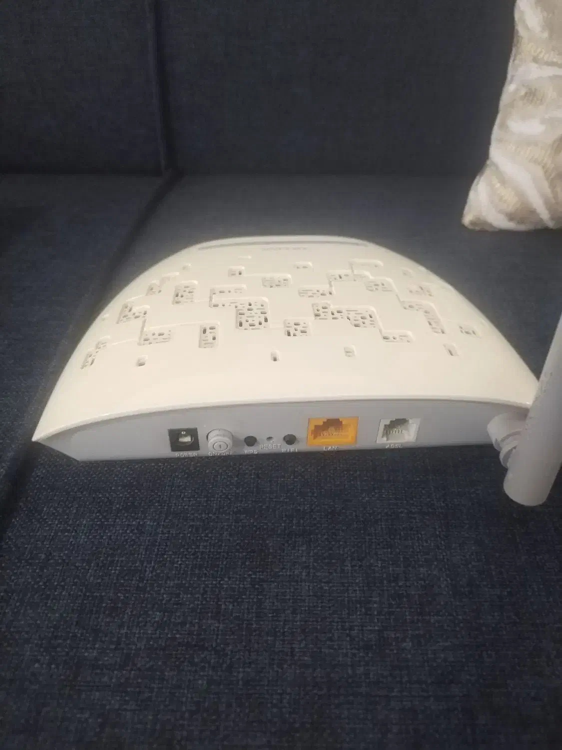 تلفن رو میزی و مودم|تلفن رومیزی|شیراز, پودنک|دیوار