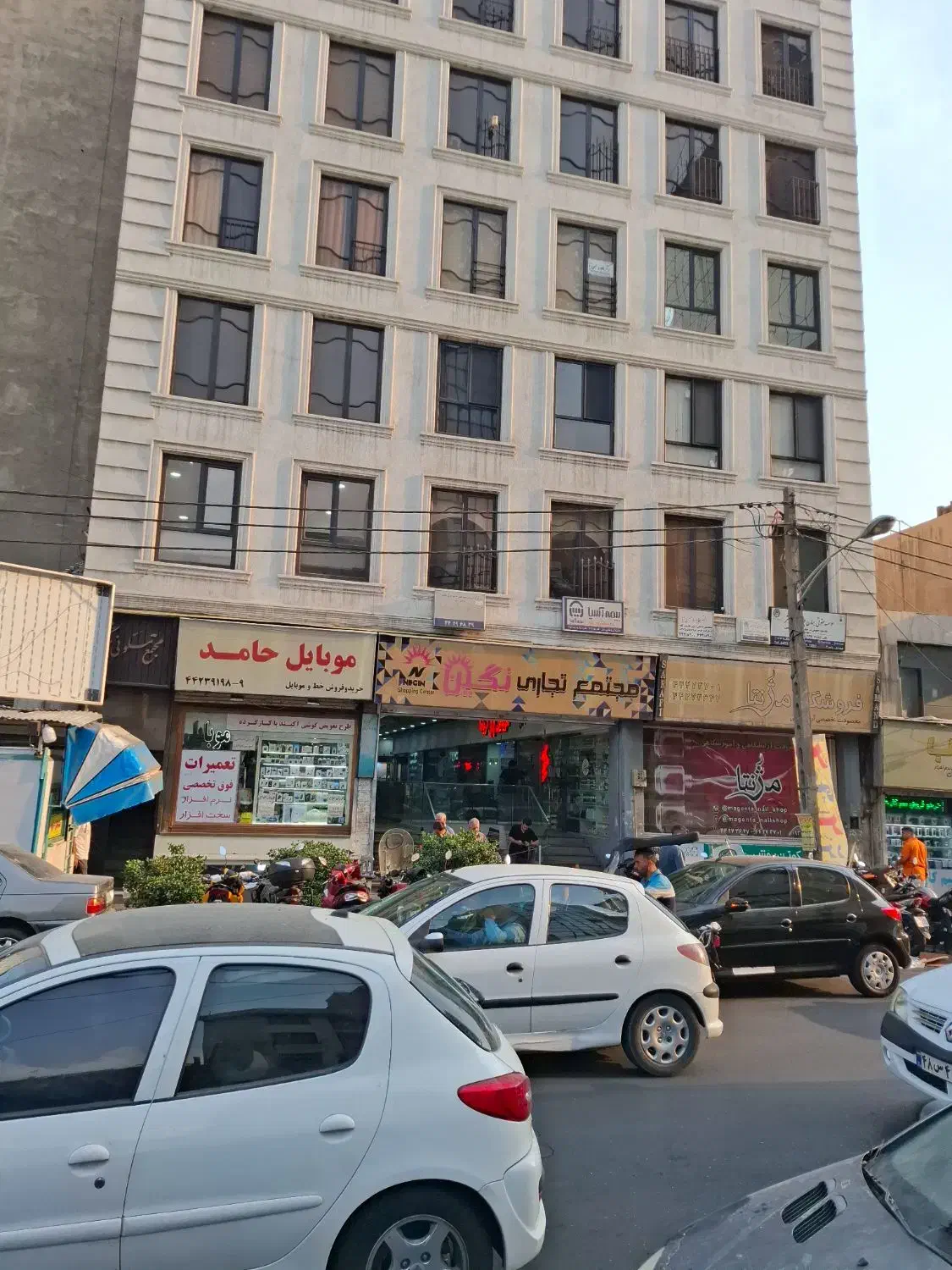 200+200 متر تجاری صادقیه، بر ستارخان|اجارهٔ مغازه و غرفه|تهران, صادقیه|دیوار