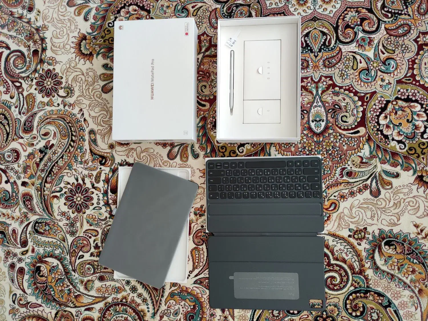 تبلت هواوی Matepad pro 12.6 ( نو ) صفحه کلید و قلم|تبلت|فولادشهر, B4|دیوار