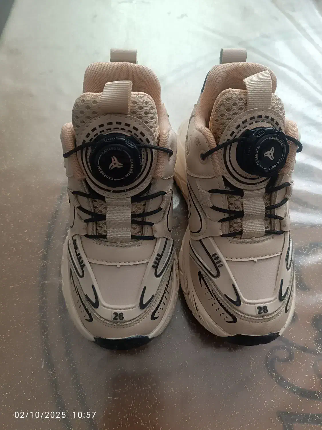 کفش بچگانه|کفش و لباس بچه|هشتگرد, شهرک مهستان ۱|دیوار