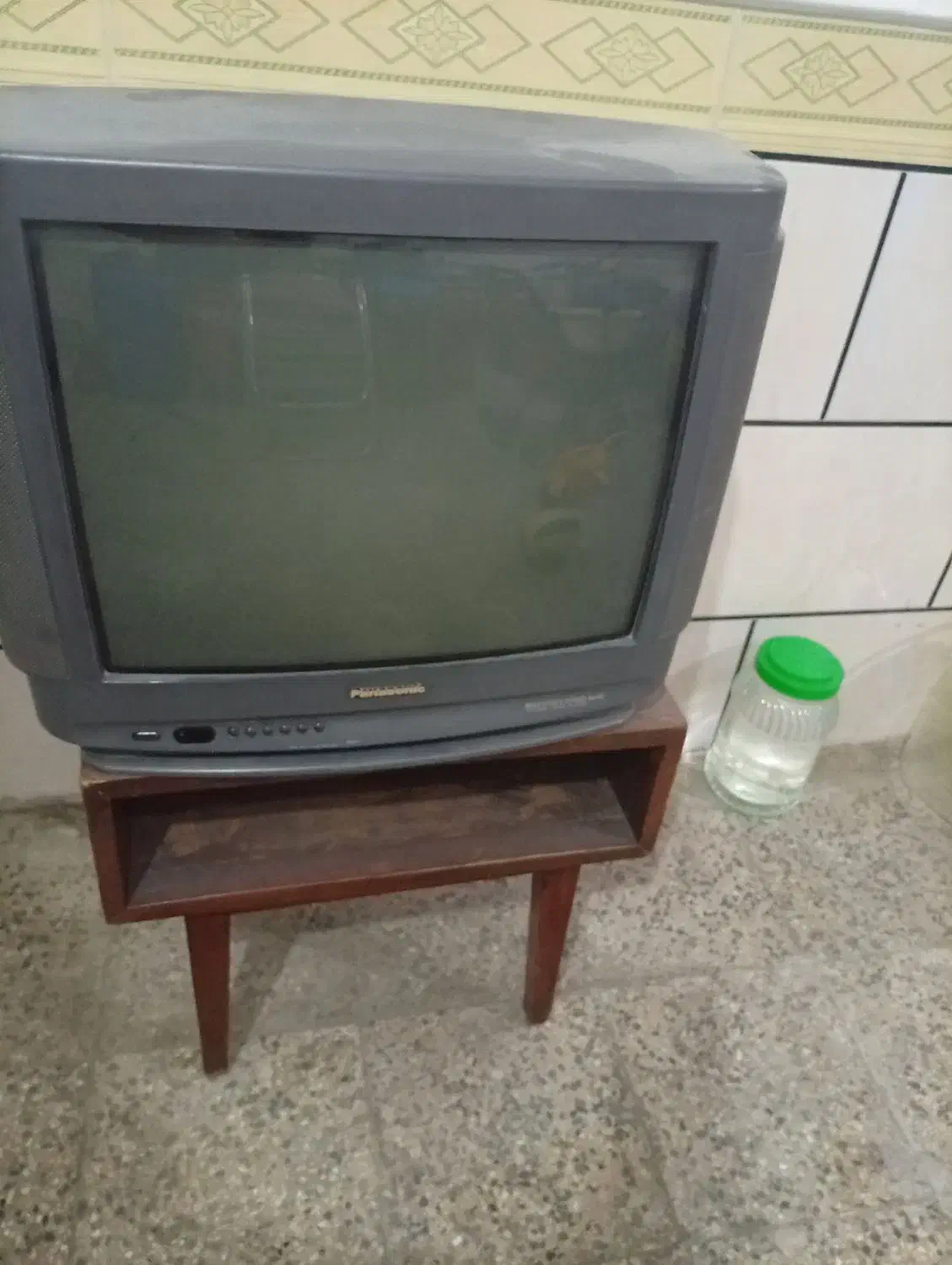 تلویزیون قدیمی|تلویزیون و پروژکتور|امیدیه, |دیوار