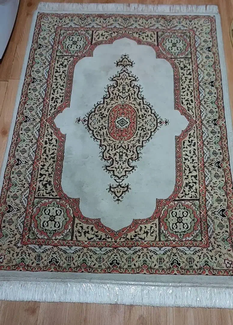 قالیچه|فرش|رشت, چله خانه|دیوار