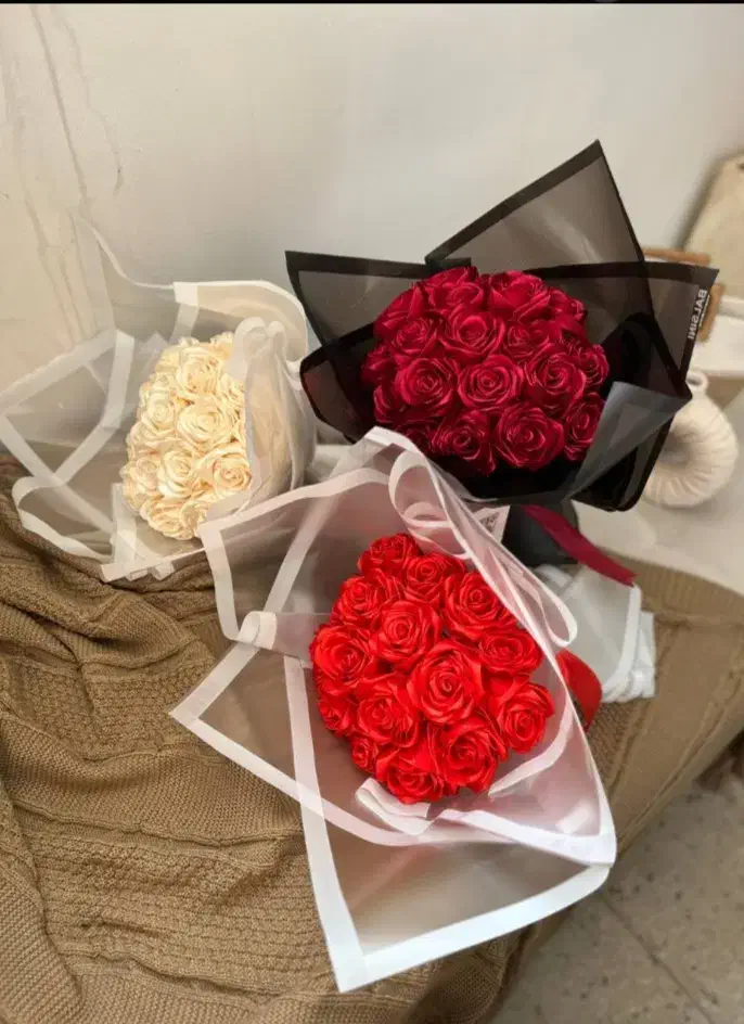 گل روبانی جاودان|گل مصنوعی|رامهرمز, |دیوار