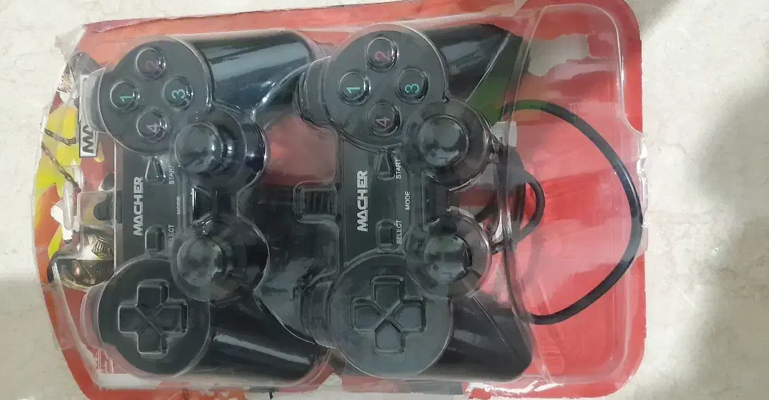 دسته کامپیوتر در حد آکبند|کنسول، بازی ویدئویی و آنلاین|ارومیه, |دیوار