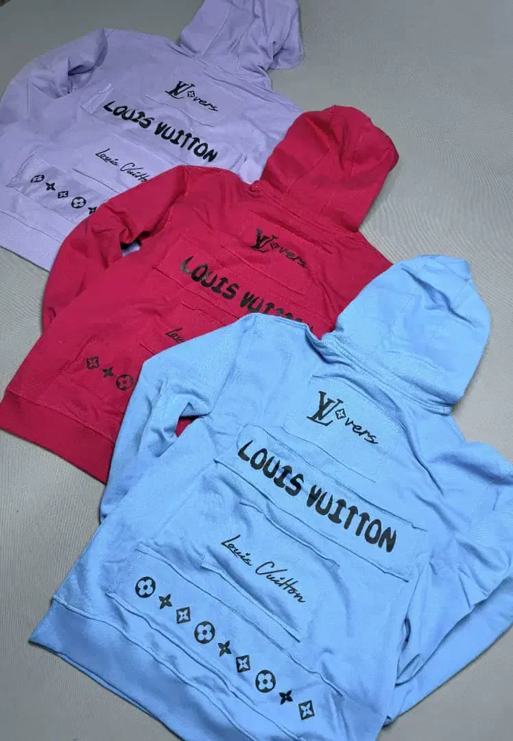 لباس مردانه|لباس|رشت, منظریه|دیوار