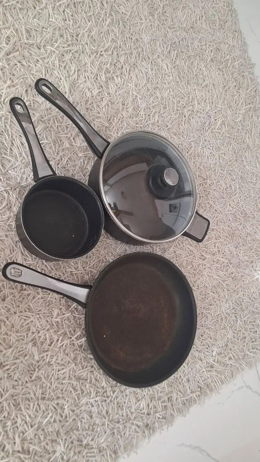 قابلمه و ماهیتابه تفال|ظروف پخت‌وپز|مشهد, انقلاب|دیوار