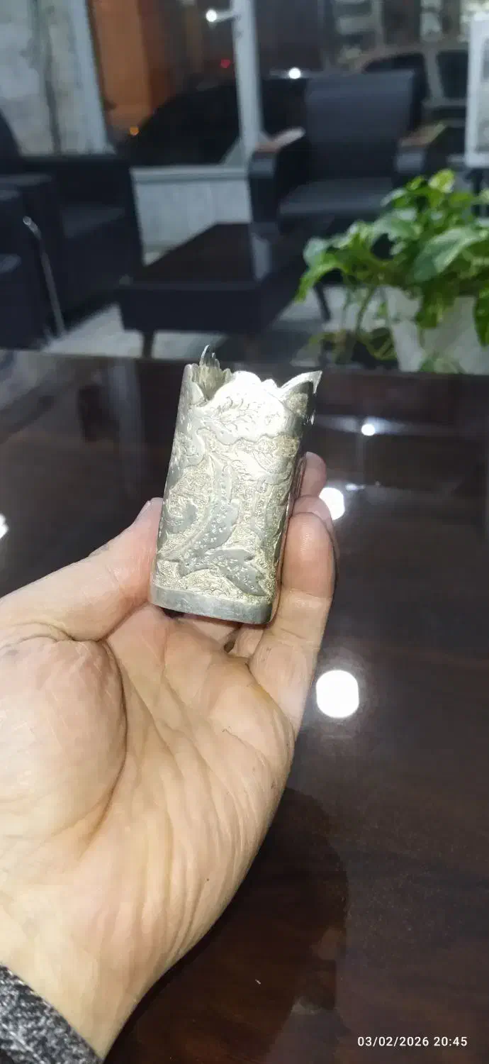 جا سیگاری نقره|کلکسیون اشیاء عتیقه|قدس, شهر‌قدس|دیوار