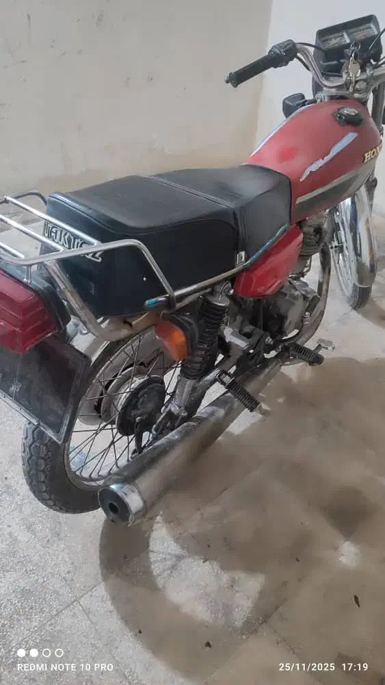 فروش موتور سیکلت ۱۲۵|موتورسیکلت|بوشهر, |دیوار