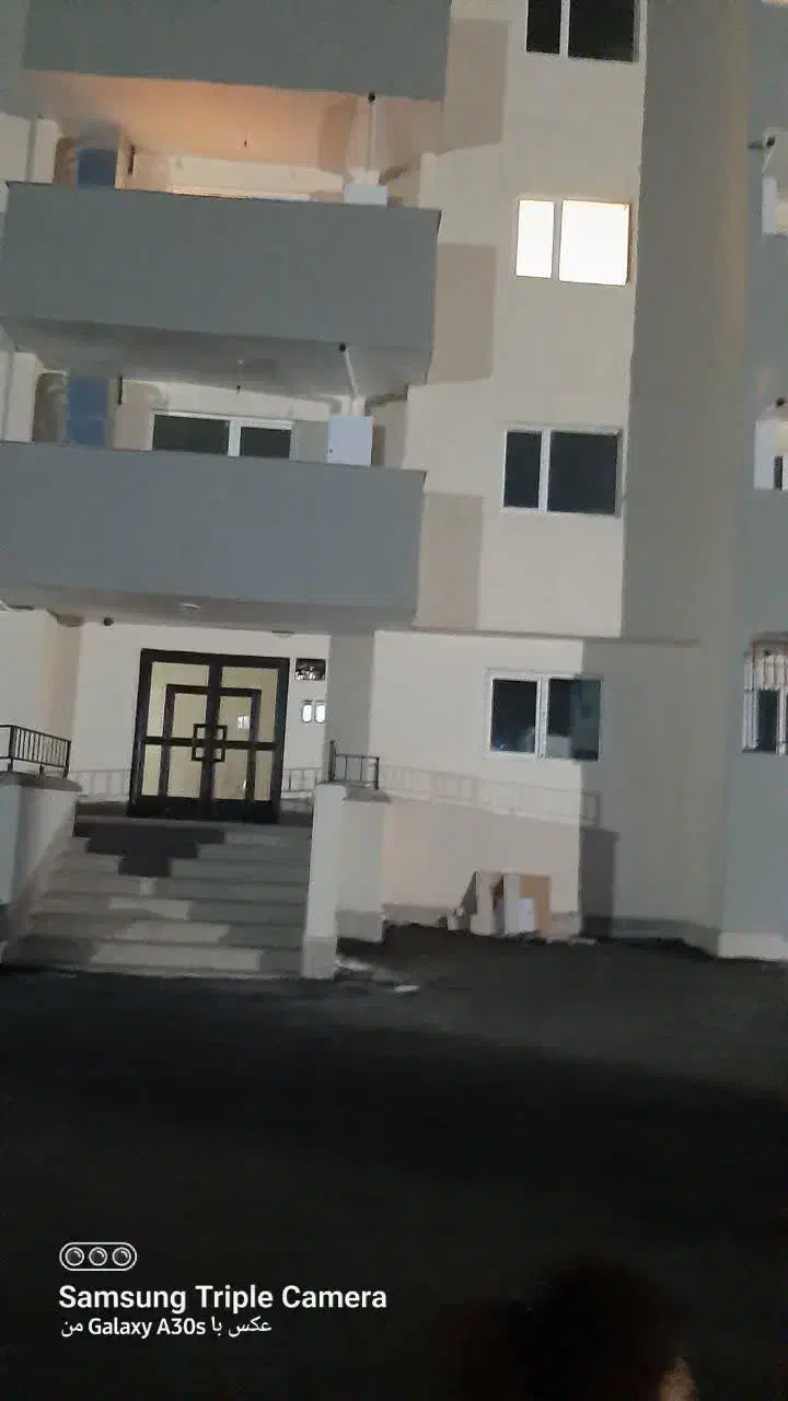 اپارتمان ۸۸متری کلیداول ناجادرشهرمجلسی|فروش آپارتمان|مبارکه, |دیوار
