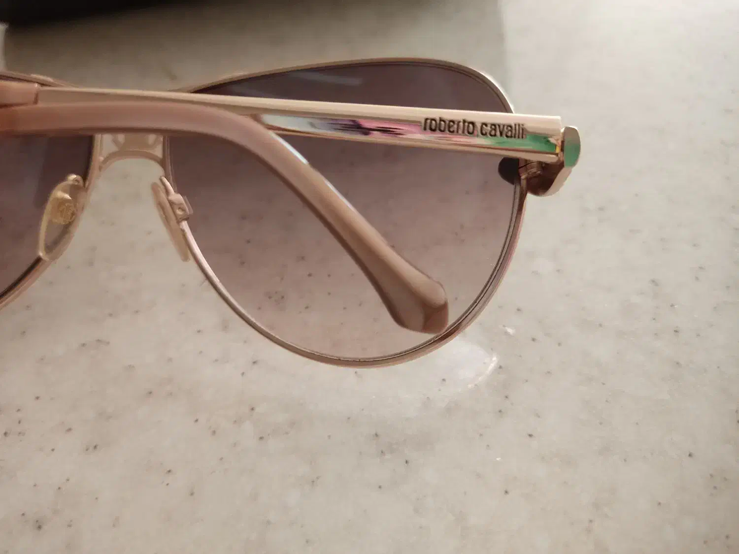 عینک اصل روبرتوکاوالی|زیورآلات و اکسسوری|شیراز, کوی زهرا|دیوار