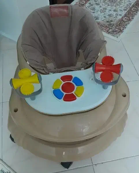 روروئک برند دلیجان|کالسکه و لوازم جانبی|گلبهار, شهر جدید گلبهار|دیوار