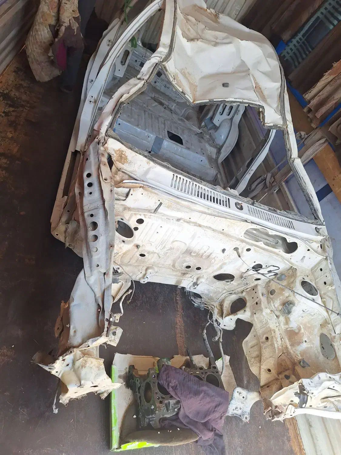 اسقاط همه مدل سواری و وانت،تصادفی سوخته|خودرو سواری و وانت|سنندج, |دیوار