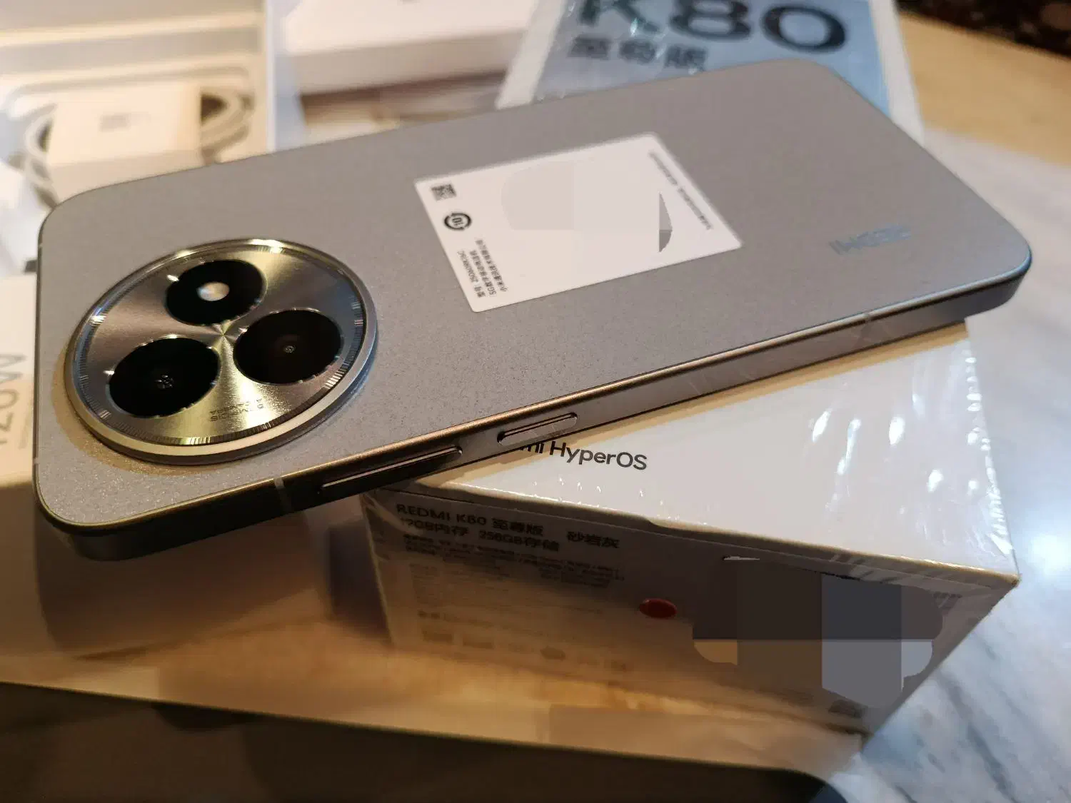 REDMI K80 ultra 5G|موبایل|مشهد, کوه سنگی|دیوار