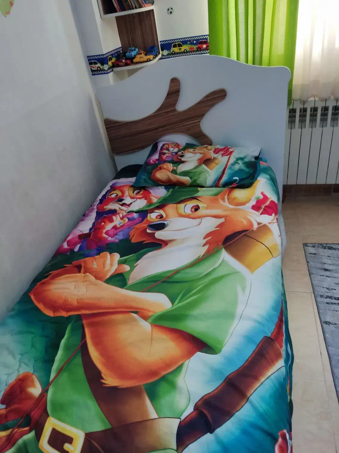 لحاف (روتختی ) و یکعدد روبالشی ترک|سرویس روتختی|رشت, معلم|دیوار