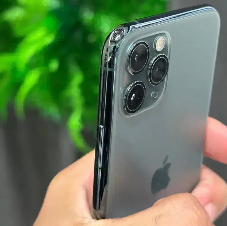 ایفون 11pro|موبایل|اسلام‌‌آباد غرب, |دیوار