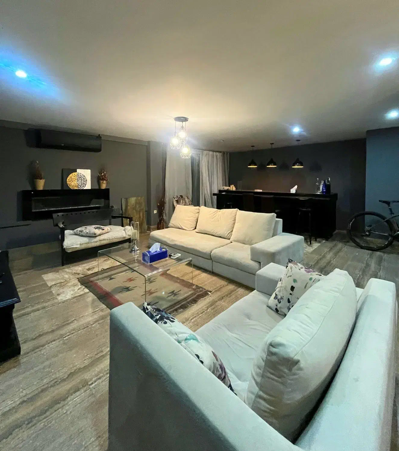 ۷۰ متر مبله دروس محسنیان /نزدیک دانشگاه/قابل تبدیل