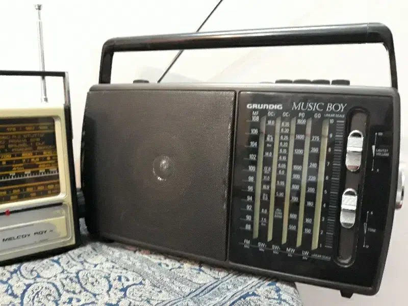 دوعدد رادیو گراندیگ ساخت فرانسه هر کدام ۳ میلیون ت|صوتی و تصویری|اصفهان, جنیران (لادان)|دیوار