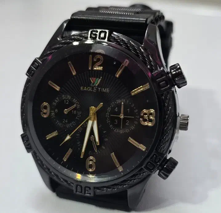 ساعت های مچی مردانه و زنانه حراجی|ساعت|فلاورجان, |دیوار