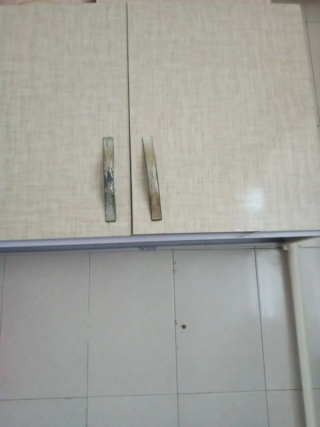 کابینت فلزی درب چوبی|آب‌چکان و نظم‌دهنده ظروف|تویسرکان, |دیوار