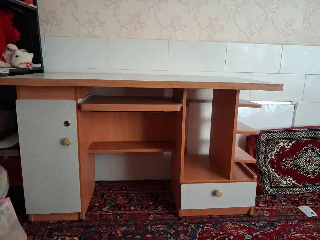 میز کامپیوتر MDF کشودار و کمددار شیک|میز تحریر و کامپیوتر|کرمان, |دیوار