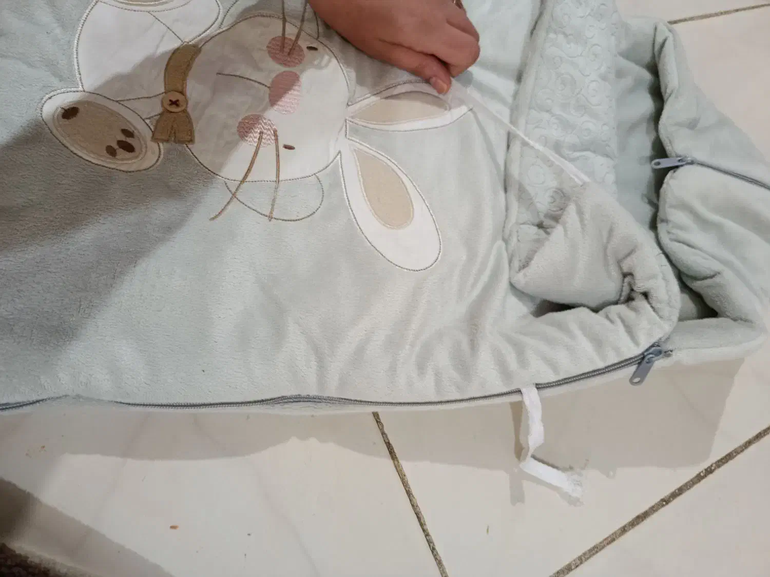 قنداق فرنگی|اسباب و اثاث بچه|پرند, فاز ۶|دیوار