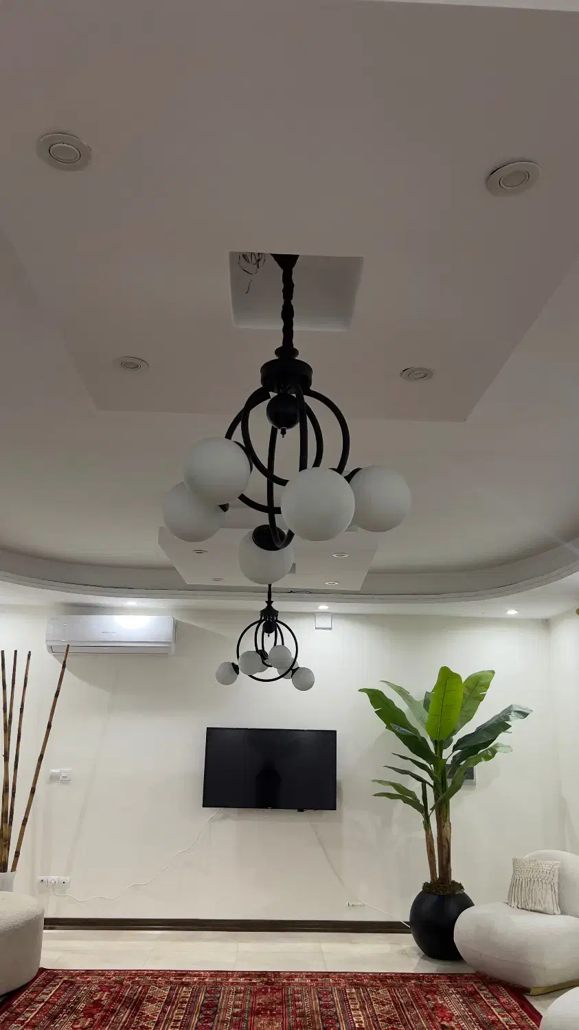 لوستر|لوستر و چراغ آویز|کرج, دهقان ویلا|دیوار