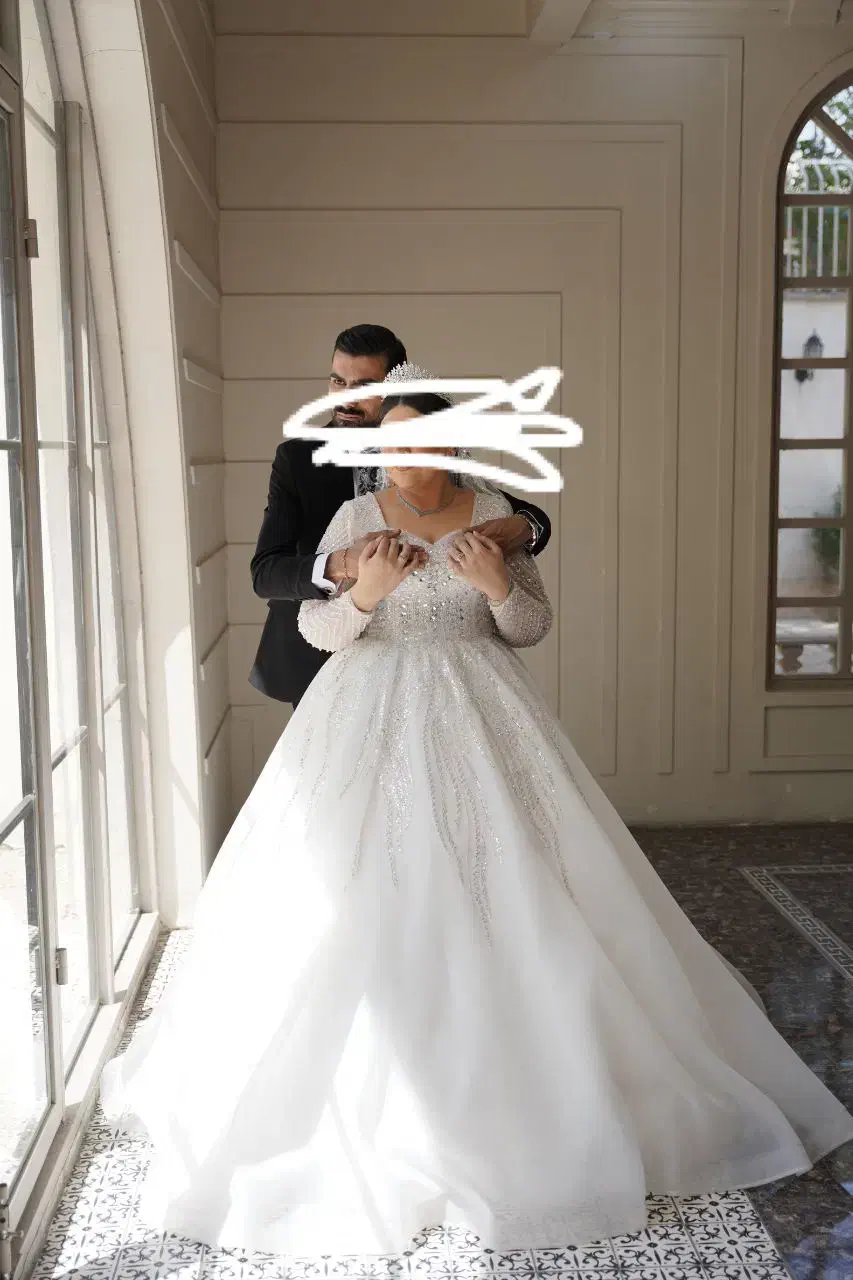 لباس عروس|لباس|ری, دیلمان|دیوار