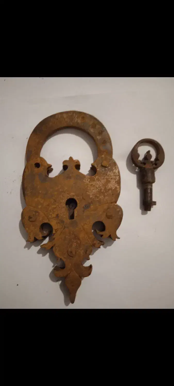 قفل فولادی قدیمی|کلکسیون اشیاء عتیقه|تهران, حسن‌آباد|دیوار