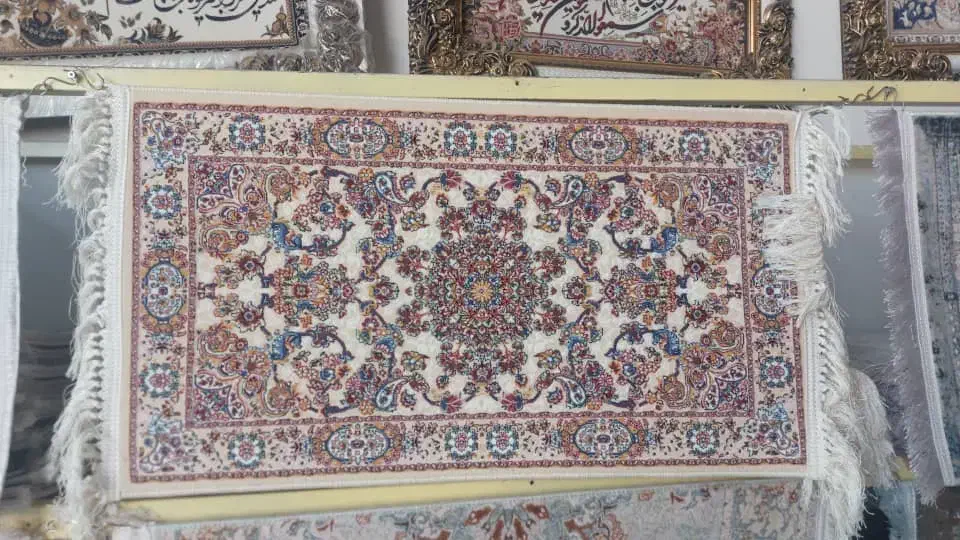 پادری ابریشم برجسته|پادری|کارون, |دیوار