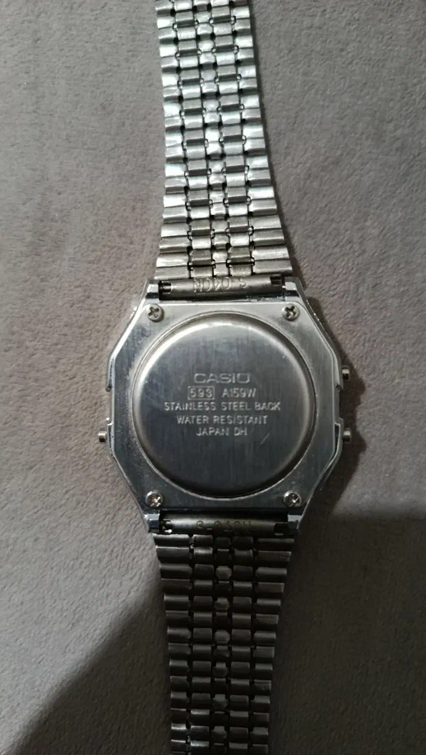 ساعت کاسیو|ساعت|قرچک, میرزائی جنوبی|دیوار