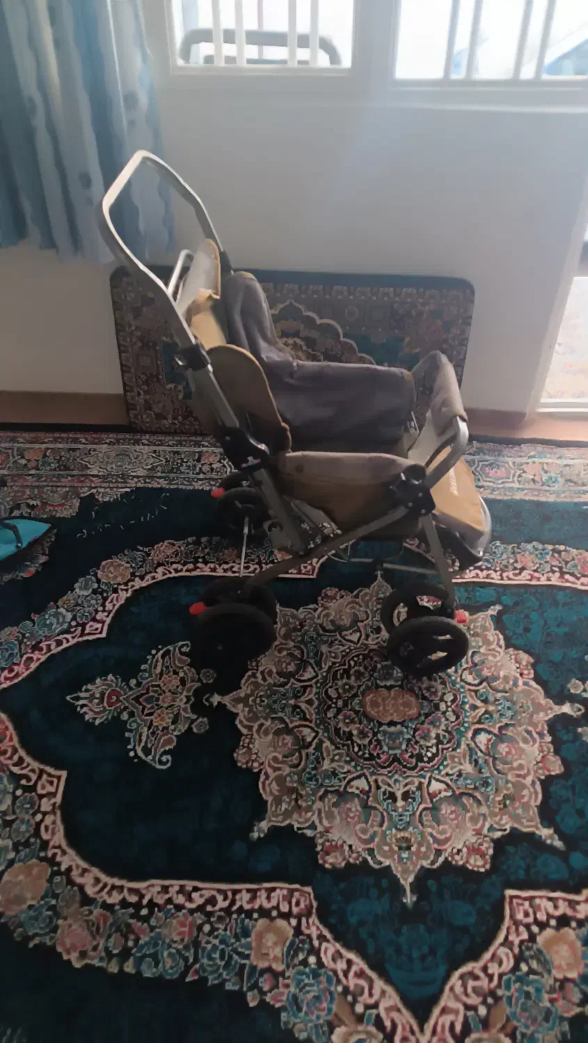 دوعدد کالسکه|کالسکه و لوازم جانبی|مهاباد (آذربایجان غربی), |دیوار