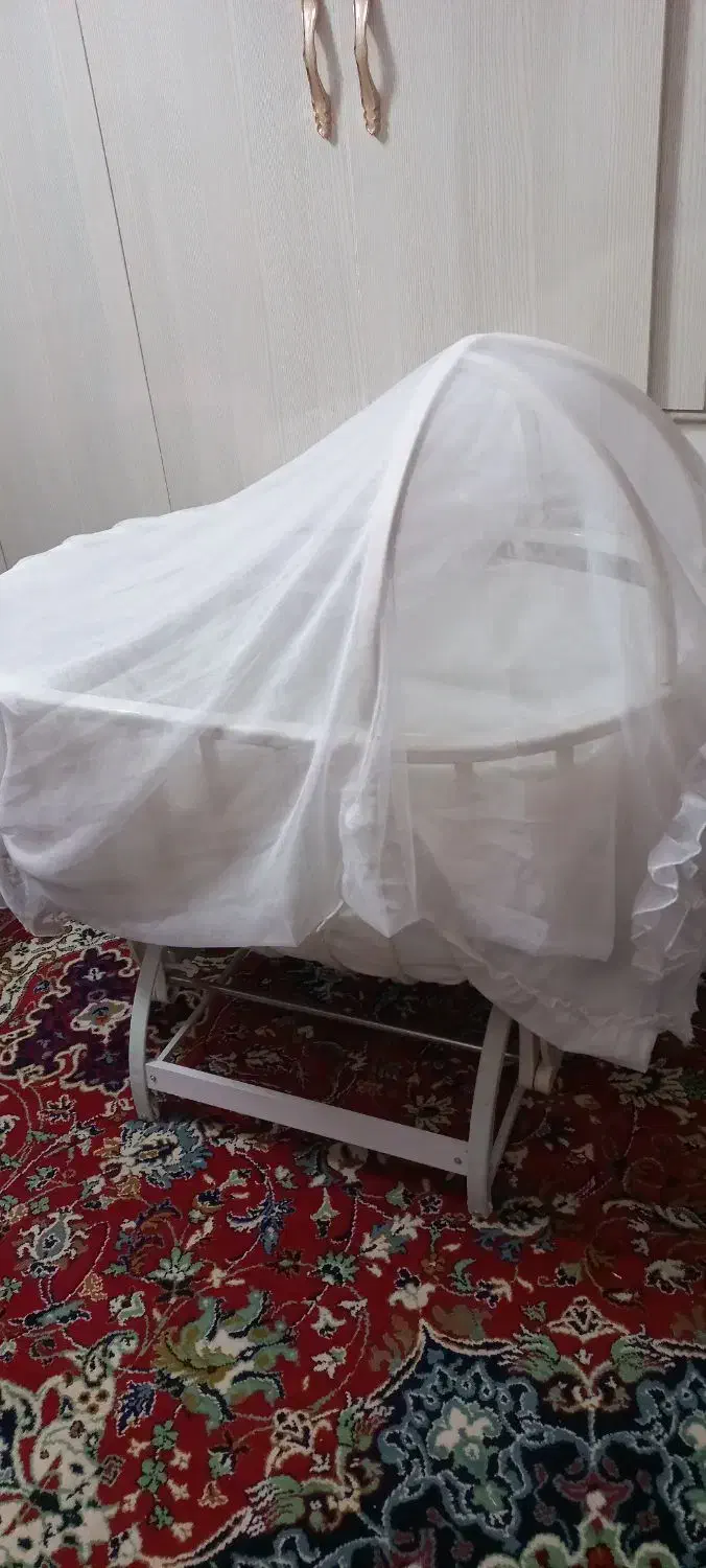 گهواره نوزاد|تخت و سرویس خواب|نیشابور, تریا پارک|دیوار