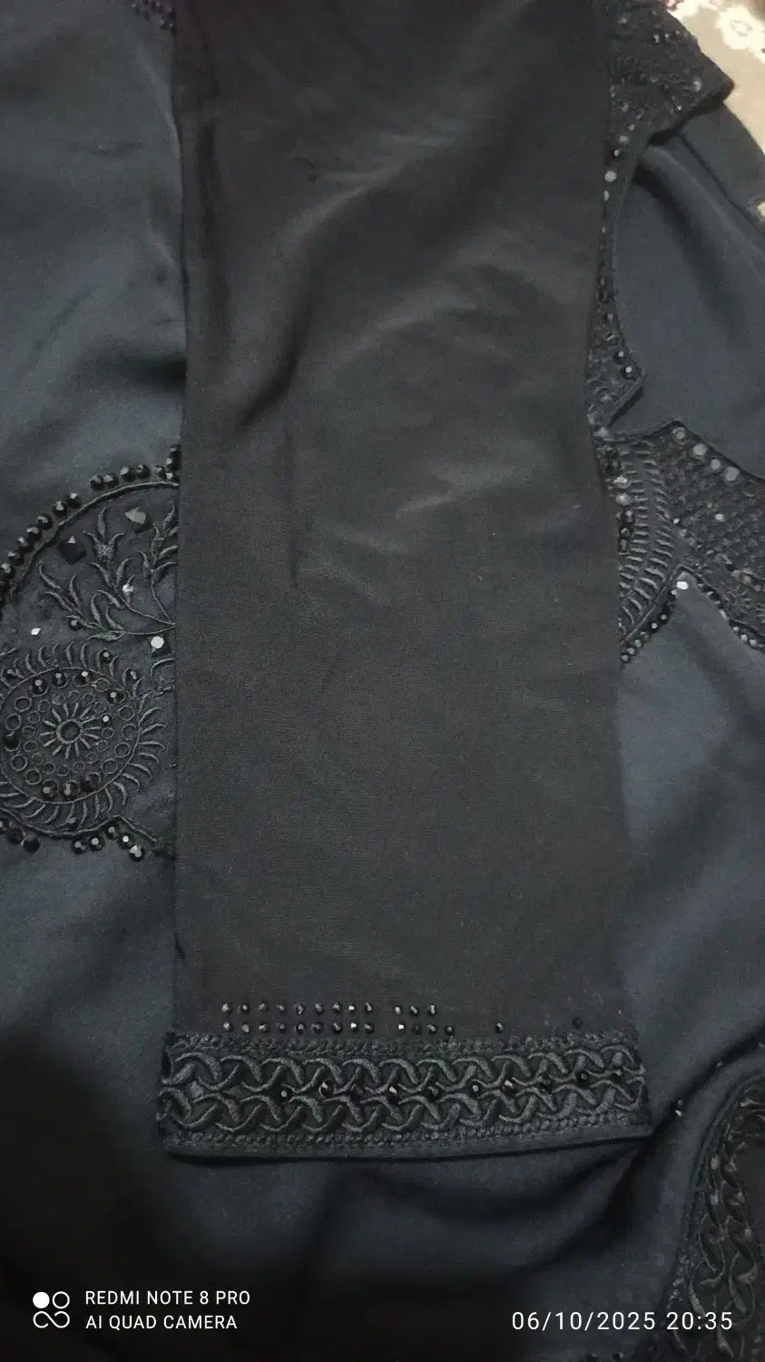 سلام مانتوعربی|لباس|خور (اصفهان), |دیوار